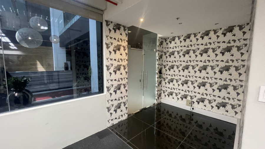 To Let commercial Property for Rent in Gardens Western Cape